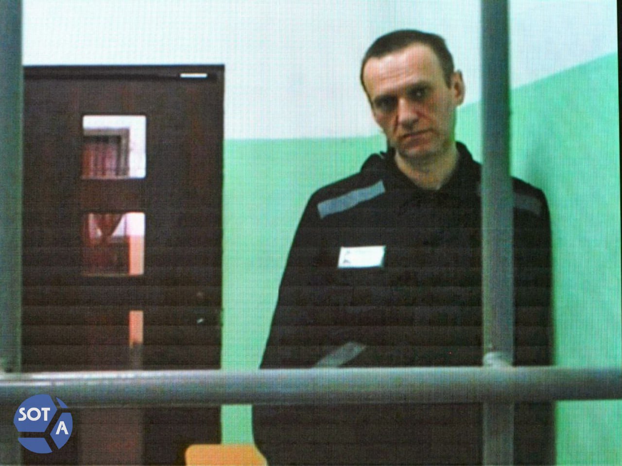 Верховный суд отказал Навальному в праве пользоваться письменными принадлежностями