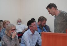 Фоторепортаж: приговор активисту Игорю Барышникову с подозрением на рак