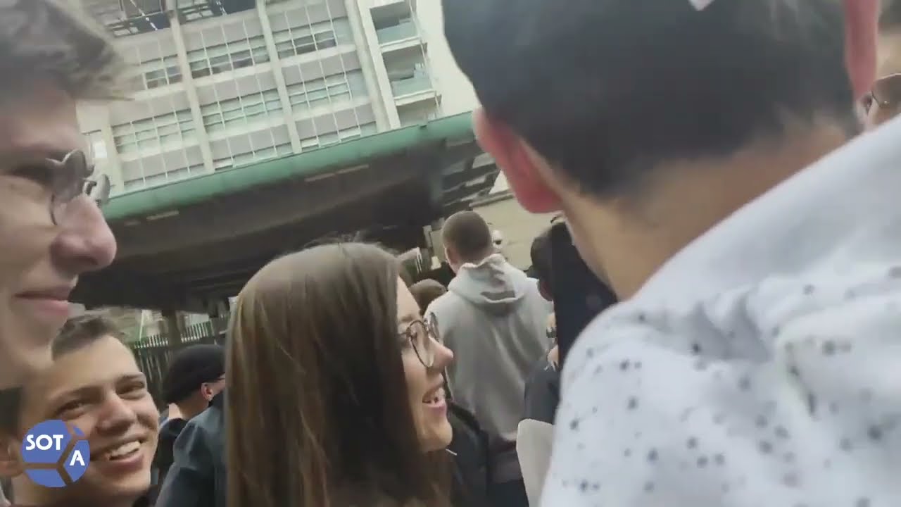 Митинг «против НАТО» из проплаченной массовки студентов. «Че тут надо кричать? Я не расслышал»