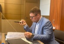 Суд обязал Любовь Соболь выплатить 30 тысяч рублей за отсутствие плашки иноагента