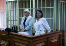 Три магнитофона, три кинокамеры заграничных. Суд арестовал имущество блогера Елены Блиновской