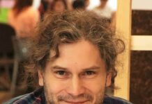 Невский суд Петербурга заочно отправил под стражу Николая Веприкова, обвиняемого в «фейках об армии»