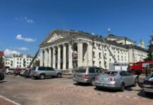 Россия обстреляла Чернигов. Погибли 7 и пострадали 129 человек, в том числе дети