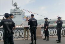 Задержанного накануне питерского активиста Виталия Иоффе оставили на сутки в отделе полиции