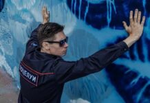 У уличного художника Philippenzo (Филипп Козлов) проходят обыски в квартире и студии