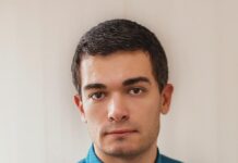 Красноярского учителя английского языка, осужденного на 2 года колонии за выстрел в z-баннер, этапировали в колонию «Красная утка» в Нижнем Тагиле