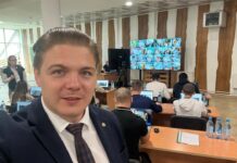 Депутат от ЛДПР Михаил Молчанов предложил внести домашних питомцев в список иждивенцев и начать выплачивать пособие на их содержание