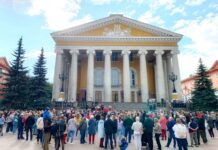 В Кузбассе за полтора дня с помощью бюджетников нагнали 60% явки