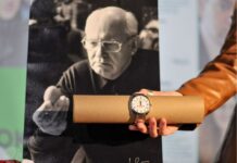 Часы Михаила Горбачева, подаренные Дмитрию Муратову, были проданы за 1 600 000 рублей