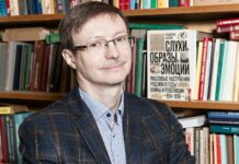 «Есть очень простой способ доказать, что режим в России не фашистский — вынести оправдательный приговор», — историк и научный сотрудник РАН Владислав Аксенов на заседании по делу Олега Орлова