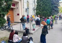 На заседание по делу «мемориальца» Олега Орлова не пустили около 50 слушателей. Среди них политик Юлия Галямина, правозащитница Светлана Ганнушкина и иностранные дипломаты