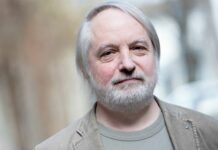 Историк и зампред Совета «Мемориала» Никита Петров выступил свидетелем защиты по делу Олега Орлова и рассказал об их знакомстве