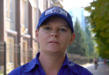 Поддержать Игоря Барышникова в суде пришла активистка Яна Дробноход