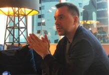 «Хорошие вы русские или плохие, вас, к сожалению, никто не отличает». Алексей Арестович встретился с представителями российской оппозиции в Таллине