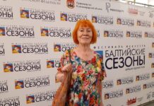 «Для пущего эффекта заломили ему руку». Соратница Петра Зуева рассказала, что полиция безосновательно применяла силу к пенсионеру