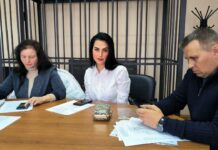 Истцы по делу о вбросе на выборах на участке в Пушкино заявили отвод судье. Ее застали в кабинете с представителем ТИКа