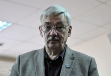 Осужденному сопредседателю «Мемориала» Олегу Орлову предложили отправиться на «спецоперацию»