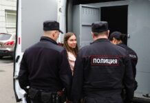 «Главное, что может переломить ситуацию в таком закрытом учреждении – пристальное внимание извне»: адвокат Вики Петровой об изменении отношения к подзащитной