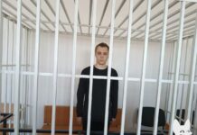 Суд в Чечне на 6 месяцев продлил срок содержания в СИЗО Никите Журавелю, обвиняемому в сожжении Корана