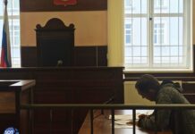 «Мы же в России живем. Здесь все виновны в какой-то степени», — петербуржец, на которого составили 15 протоколов за 15 постов в «ВК», не стал отрицать свою вину