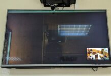 Алексей Навальный не вышел на заседание в Ковровском суде. Он отказался выходить из камеры в знак протеста