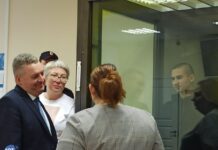 Обвинение представило свои доказательства по делу юноши, обвиняемого в поджоге военкомата