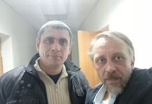 В Новосибирске суд оштрафовал активиста Сергея Волкова за акцию в поддержку журналистки Марии Пономаренко