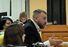 «Нашим ребятам повезло, что они сейчас в тюрьме, а не в канаве» — Адвокат Яна Кателевского Владислав Луньков заявил, что журналистов «Росдержавы» хотели убить