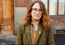 Суд в Петербурге изучает видеозаписи на основе которых Виктория Петрова, обвиняемая в военных «фейках», сформировала свое мнение о войне в Украине