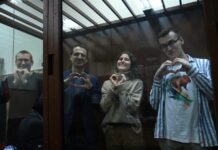 Фигурантов дела «Весны» оставили под стражей до 6 марта