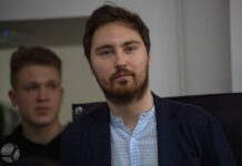 «Это не учебная тревога и не прикол»: зампред московского «Яблока» Кирилл Гончаров сообщил о слежке