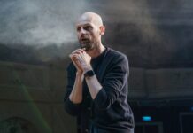 К 8 годам колонии заочно приговорили режиссера Ивана Вырыпаева