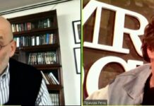 Книжные магазины и издательства снимают с продажи книги Акунина и Быкова из-за их «публичных заявлений»