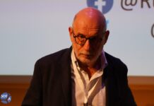 Суд в Москве заочно арестовал Бориса Акунина