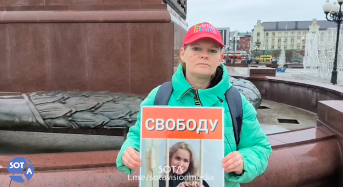 Снимок экрана 2023-12-16 в 22.21.32