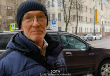 В Воронеже хозяин собачьего приюта «Дора» вышел в пикет, протестуя против действий местных депутатов