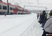 4 января сразу в трех регионах России встали поезда. Что известно: