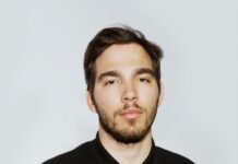 Лидера групп «Пасош» и «Прыгай Киска» Петара Мартича приговорили к выдворению из РФ