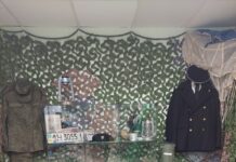 В Нефтеюганске открыли выставку с «бытовыми вещами украинцев из городов в зоне СВО», чтобы «показать их схожесть с россиянами»