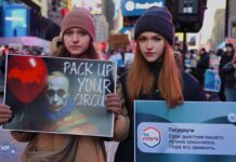 В минувшие выходные в городах США прошли акции солидарности с Навальным и другими российскими политзаключенными