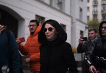 СК потребовал отправить в СИЗО блогершу Елену Блиновскую из-за «неоднократных нарушений» домашнего ареста