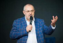 «Я выпущен из бутылки как джинн. Запихать обратно меня будет непросто»: Борис Надеждин рассказал о планах политической борьбы и о судьбе присоединенных к России территорий Украины в случае его победы