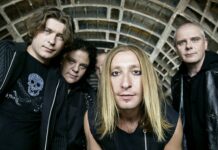 Россия требует выдать ей троих из семи участников группы «Би-2», задержанных в Таиланде