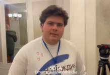 «Мы сейчас живем в такое время, когда приходится иносказательно говорить»: работники штаба Бориса Надеждина и люди, пришедшие оставить за него подпись, рассказали, что ими движет