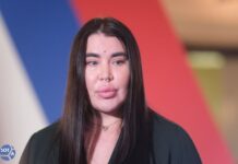 Рада Русских принесла в ЦИК всего три коробки с подписями и заявила, что смена лидера — нерациональное решение