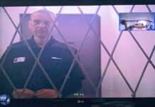 «Пока страной правит ваш режим, я не могу не нарушать правила». Владимирский городской суд отклонил очередную апелляцию Навального