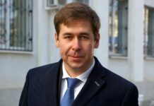 Суд в Москве заочно отправил в СИЗО адвоката Илью Новикова по делу о «фейках» о российской армии