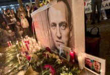 Акция памяти Алексея Навального в Сан-Франциско