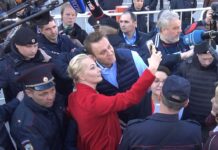 «Привет, это Юля Навальная» — вдова политика выложила на его канале видео, в котором говорит, что продолжит дело убитого супруга