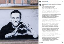 «Теперь вы цинично и подло убили Навального, поэтому промолчать не вижу возможности» — Семен Слепаков обратился к Путину и потребовал отдать тело Навального родственникам